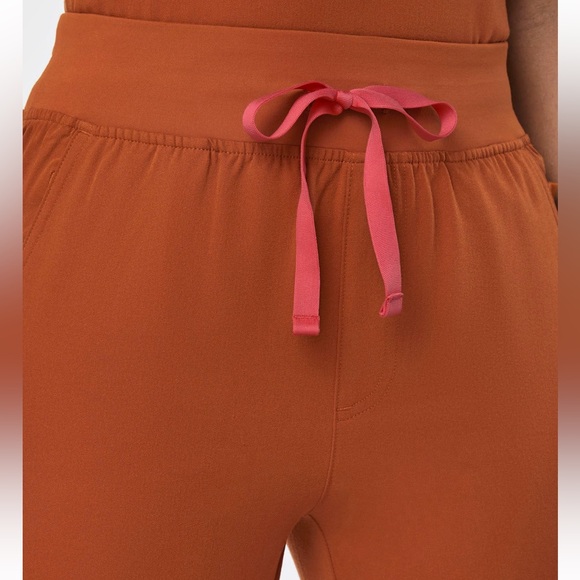 Figs High Waisted Yola Skinny Scrub Pants™ - Picture 5 of 7